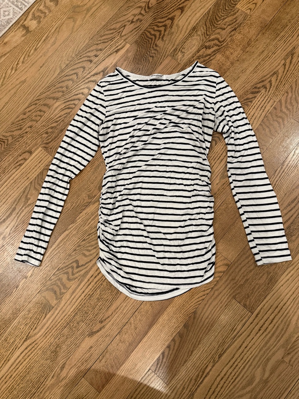 Maternity Bearsland White and Black Striped Long-Sleeve Tee